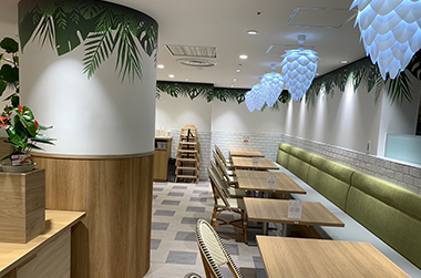 CIAL横浜店の店内1