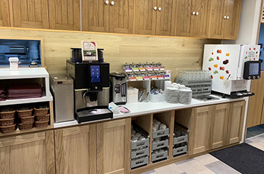 CIAL横浜店の店内3
