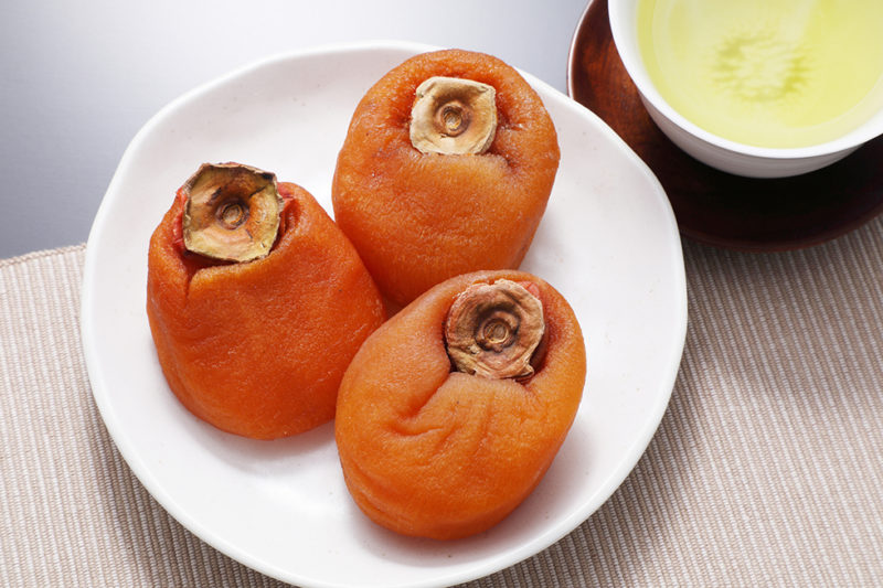 干し柿とお茶