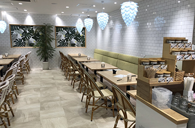 藤沢店の店内1
